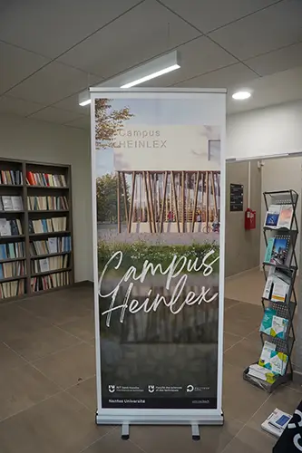 Imprimerie Saint-Nazaire, impression de roll-up kakemono